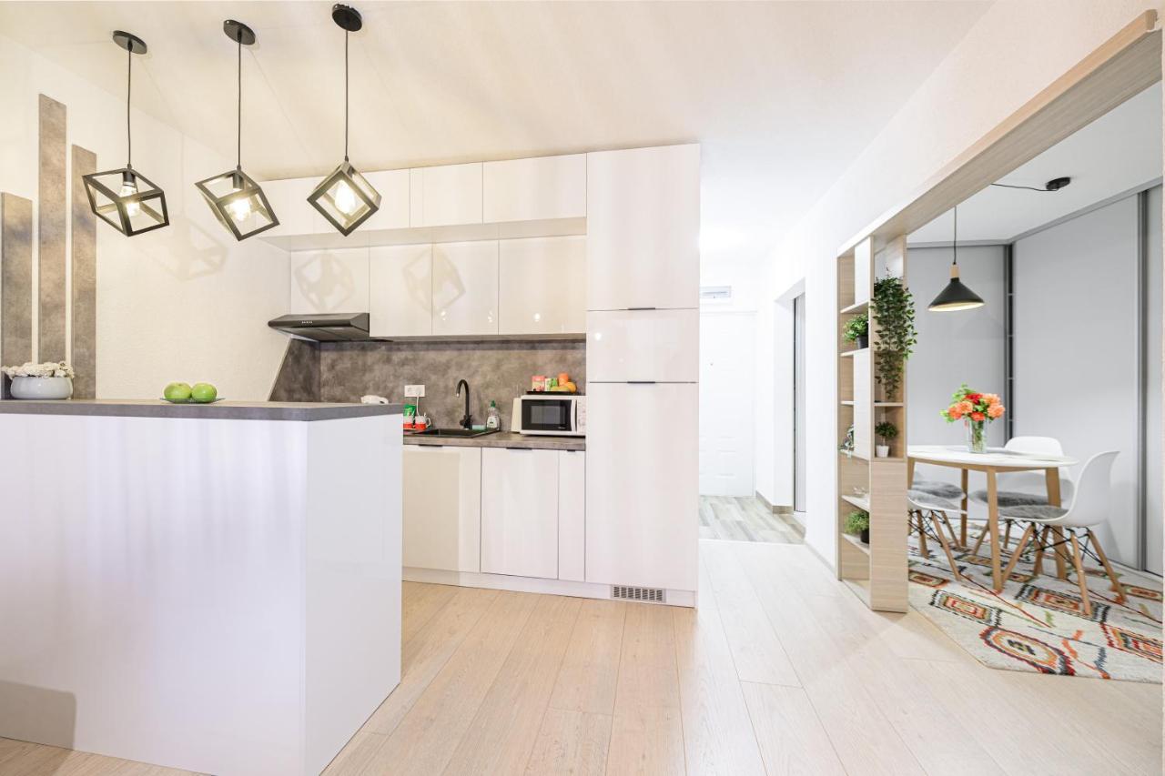 Apartment Una Alipasino With Two Bedrooms ซาราเยโว ภายนอก รูปภาพ